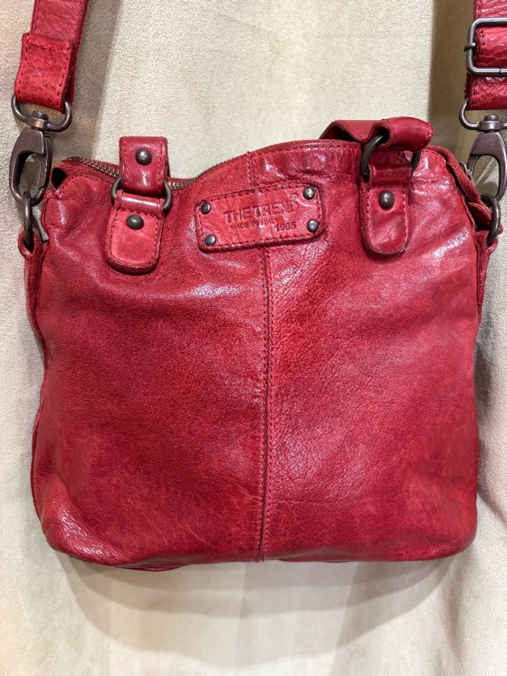 🇮🇹 The Trend red leather, made in Italy!